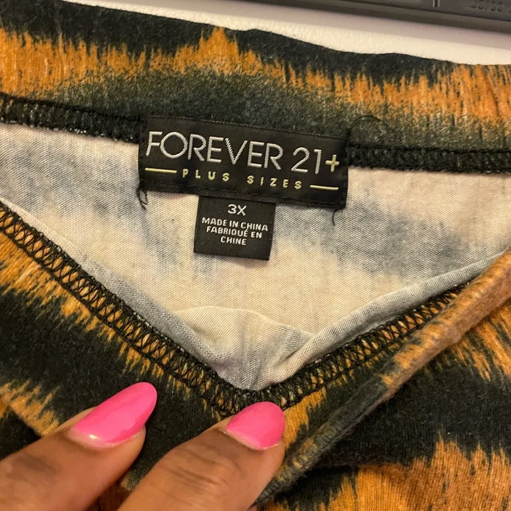 FOREVER 21 LEOPARD PRINT SKIRT